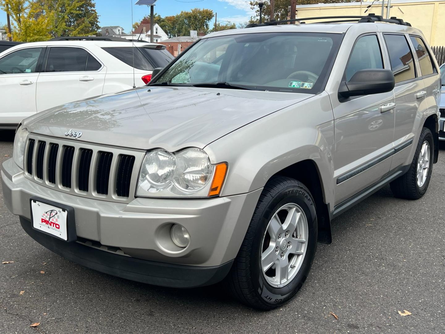 2007 Jeep Grand Cherokee (1J8GR48KX7C) , located at 1018 Brunswick Ave, Trenton, NJ, 08638, (609) 989-0900, 40.240086, -74.748085 - Photo#0